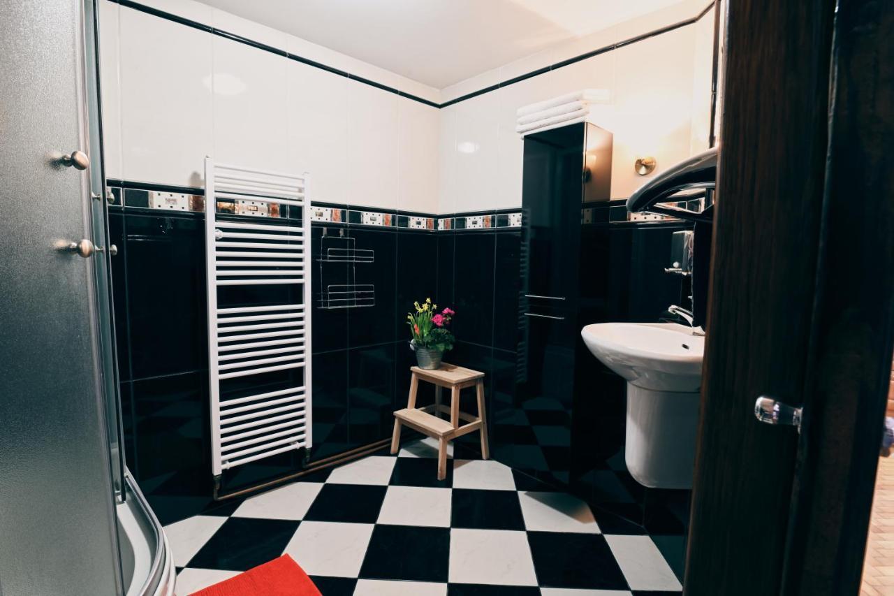 Kutna Hora Apartment Екстер'єр фото